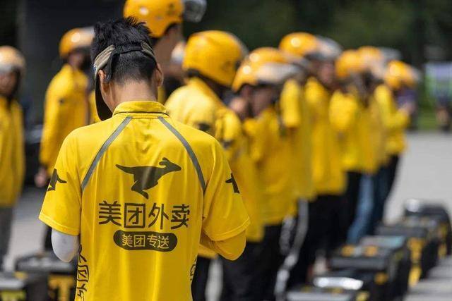 专做外卖店能赚钱吗（美团外卖究竟是利大于弊，还是弊大于利，至今还是“众说纷纭”！）