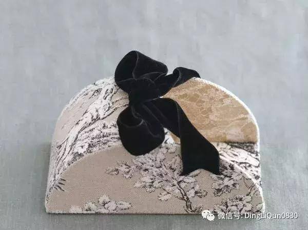 手工制作包装盒（包装盒别扔，巧用心思，变成漂亮的收纳盒）