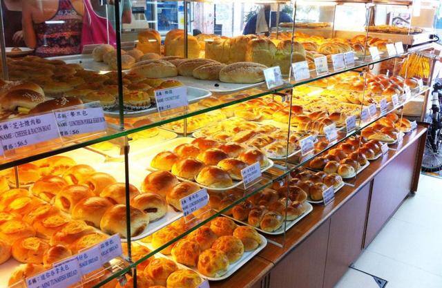 蛋糕店利润（蛋糕店开业一个月亏了108万？）