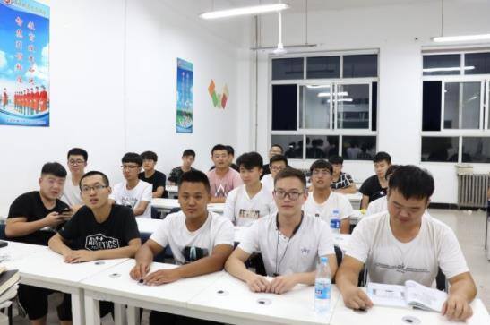 大专是什么学历啊（同样是专科学历，“高职”和“大专”的差别在哪？）