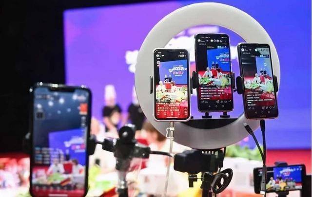 短视频带货哪个平台好（快手、抖音短视频带货业绩井喷）