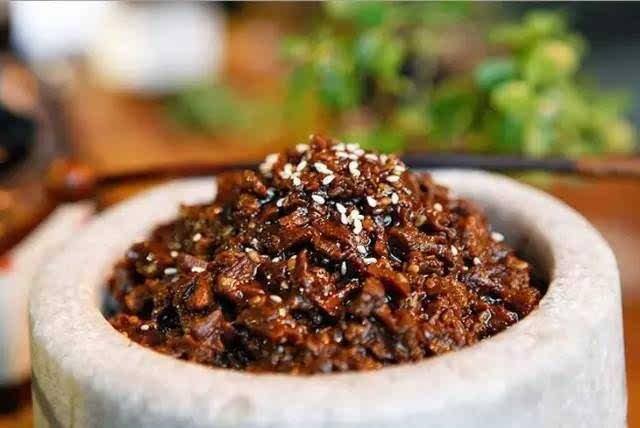 摆摊卖什么小吃好卖又赚钱（这道小吃，准备摆摊做生意，今天把配方分享给大家）