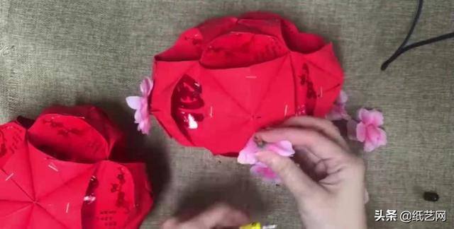 简单灯笼制作手工（新年新气象的灯笼教程）