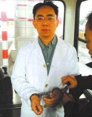 三万炒股赚到21个亿（民间股神徐翔的百亿财产何去何从？）