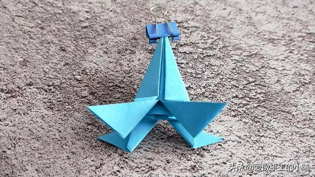 简易手工制作小作品（儿童趣味手工——火箭折纸教程）
