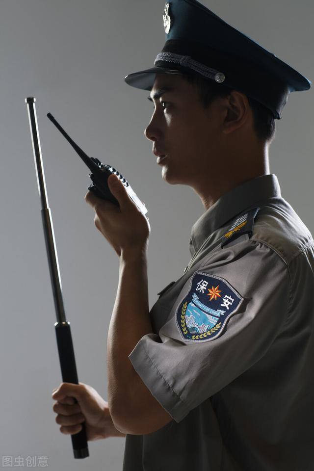 没学历的男生适合干什么工作（30多岁的老乡找不到适合自己的工作）
