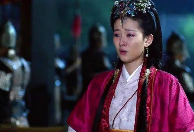 乔欣家里到底干什么的（乔欣的家庭背景有多强大？）