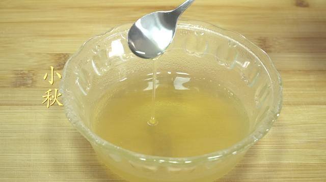 在家怎么做蛋糕呢（慕斯蛋糕的3种口味2种超简单做法，只要一口锅，一个模具，入口即化）