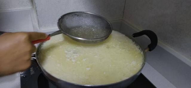 如何自制胆水（乐山豆花儿我要做的豆花是胆水豆花儿）