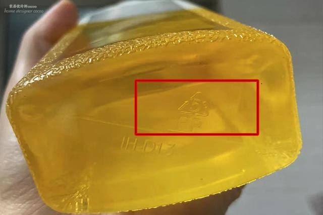 家庭废旧物品做手工（废旧的牛仔裤不要扔，这样改造，家里瞬间变废为宝）