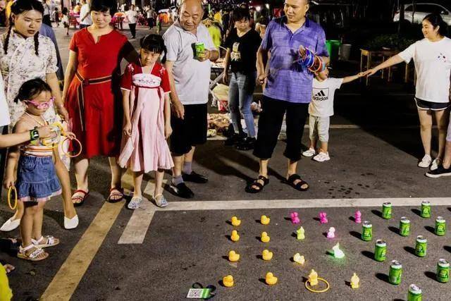 适合女人做的小生意（女人摆地摊卖什么？）
