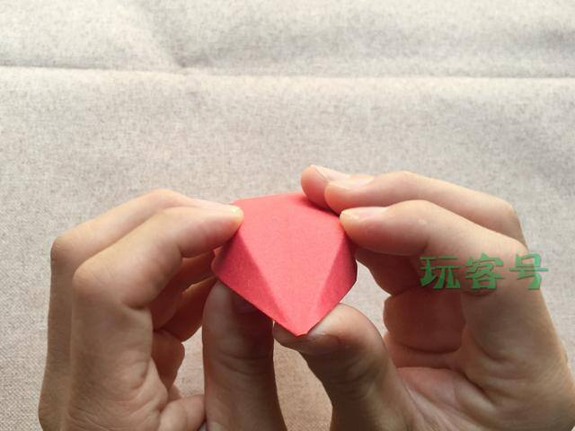 儿童折纸小船（幼儿园手工折纸船）