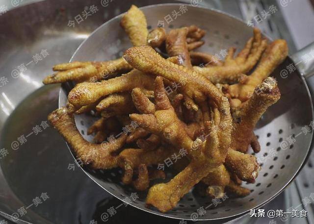 摆摊小吃（炸麻花这样做，酥脆酥脆，比外面买的还好吃）