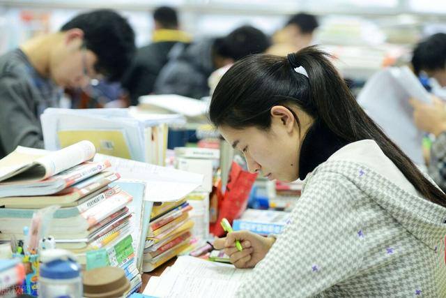 土木工程专业毕业后干什么工作（土木工程专业毕业生有哪些出路？）