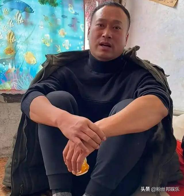 小主播一个月能赚多少钱（网红“任权”谈当下网红已经不那么挣钱的话题）