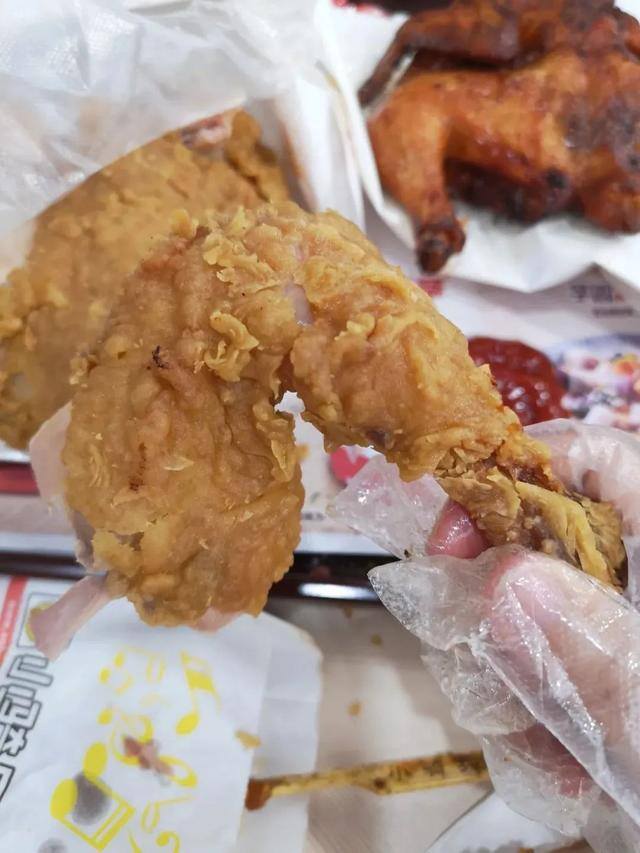 小学门口做什么生意最好（《水是多少回忆录》青春翻开呢，那些忘不了的味道）