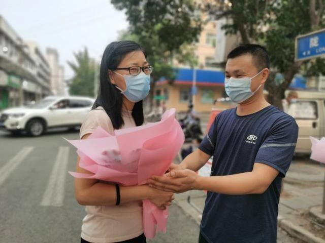 七夕节儿童画简单漂亮（中牟县文明路小学开展“团结战‘疫’别样七夕”主题活动）