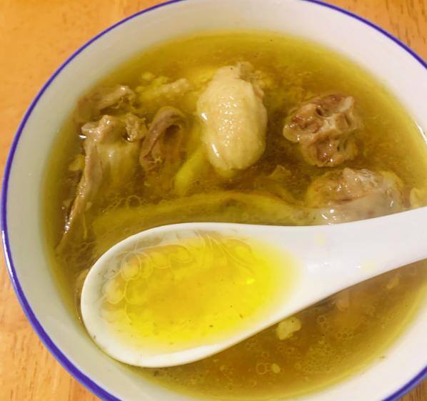 什么汤可以下奶最快（产后多久可以喝鸡汤？）