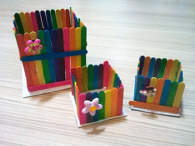 精美手工制作（30多个用冰棒棍制作的精湛工艺品）