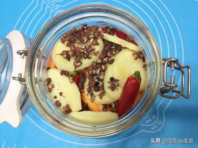 家庭自制酸豆角简单的方法（自制酸豆角，自己在家也能做）