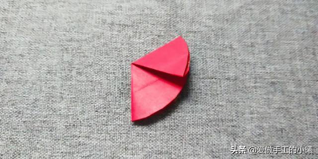 手工制作灯笼怎么做（灯笼折纸教程，简单易学，新年快乐！）