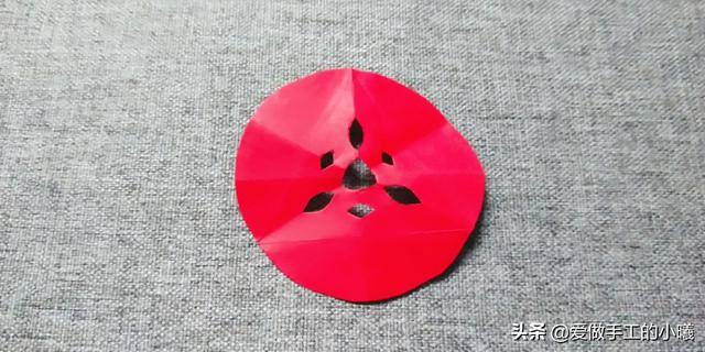 手工制作灯笼怎么做（灯笼折纸教程，简单易学，新年快乐！）