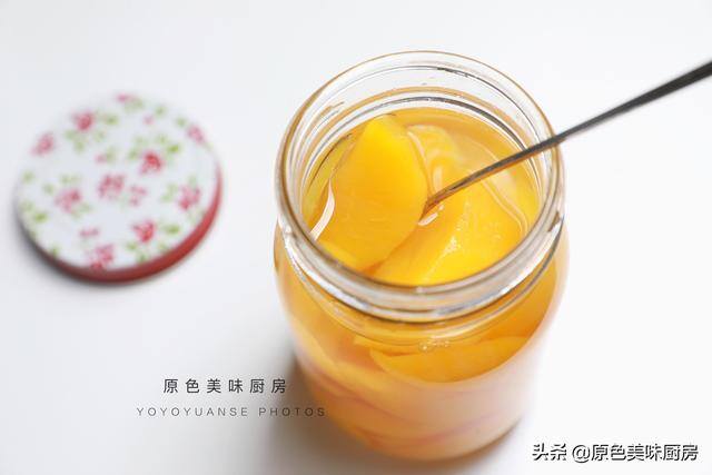 家庭自制黄桃罐头的做法（想吃黄桃罐头不用买，简单3步就搞定）