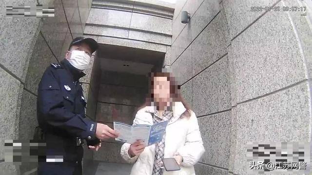 我想做手工活怎么联系（「净网2019」“手工活外包，厂家免费提供材料”这样的兼职广告你会心动吗？）