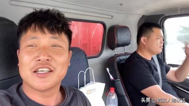 适合女生开的店投资小利润大（摆地摊是怎样的体验？）