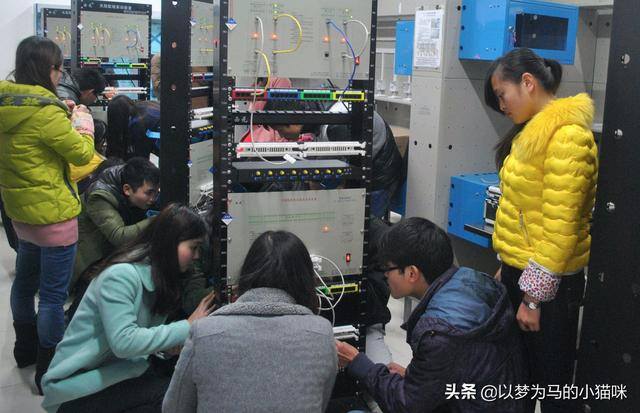 适合女生学的技术而且挣钱（最适合女生报考的几个工科专业）
