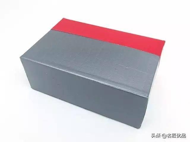 废旧纸箱手工制作大全（幼儿园纸板双层停车场）