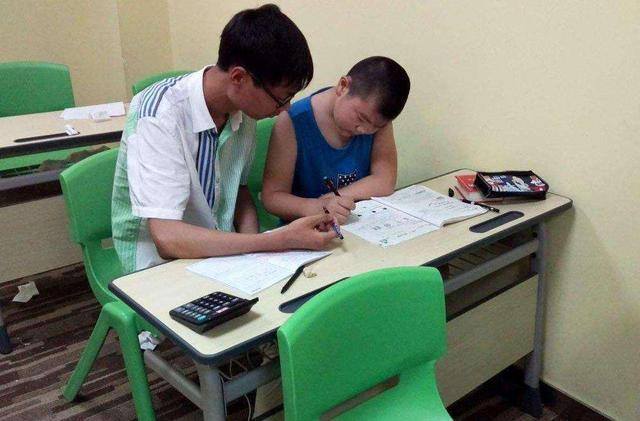现在哪个行业最挣钱（中国公认的5大“暴利行业”：殡葬、住房、教育、医疗、养老）