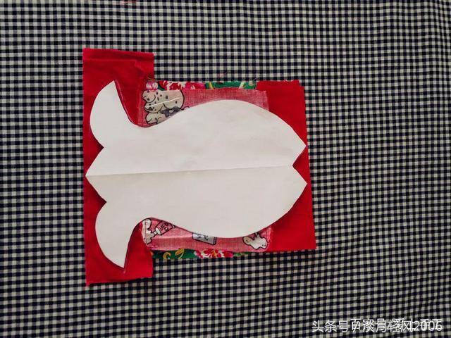 布艺手工制作（自己动手做一条吉祥布艺鱼，可以与众不同，独具特色）