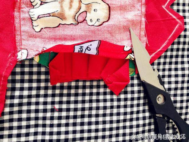 布艺手工制作（自己动手做一条吉祥布艺鱼，可以与众不同，独具特色）