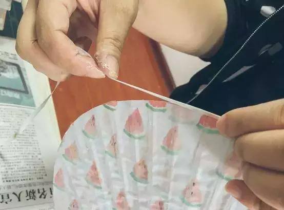 手工扇子（手把手教你做一把独一无二的扇子）
