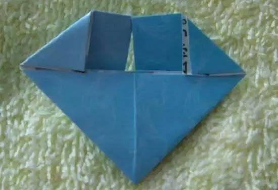 手工制作笔筒（儿时的纸艺菠萝）