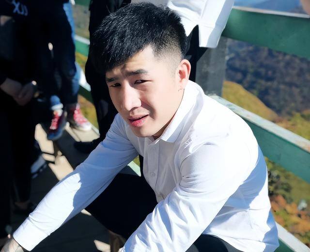语音直播哪个平台最赚钱（二驴签约“仙家逆徒”，“仙家逆徒”已经正式加入二驴公司）