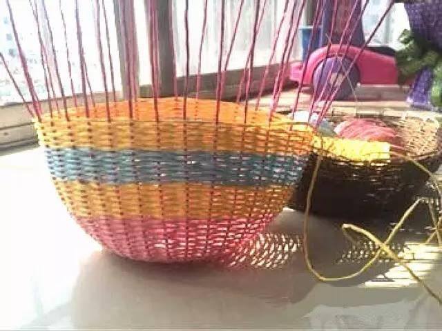 手工篮子制作方法（手工编织篮子教程）