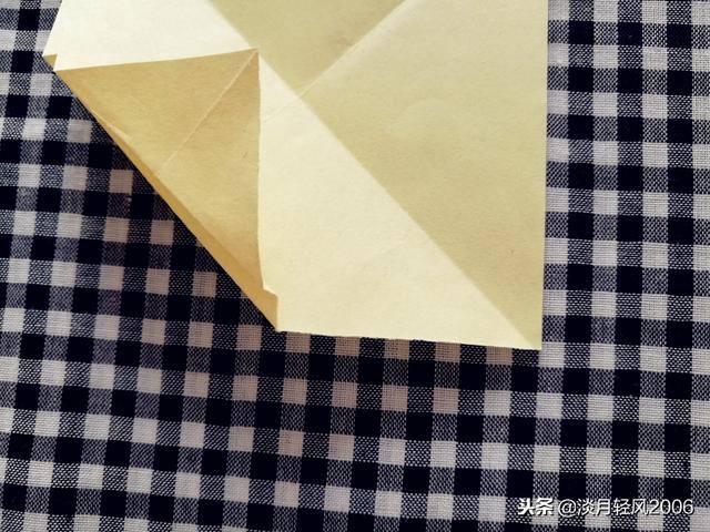 手工自制书签（用纸做一个实用的小书签）