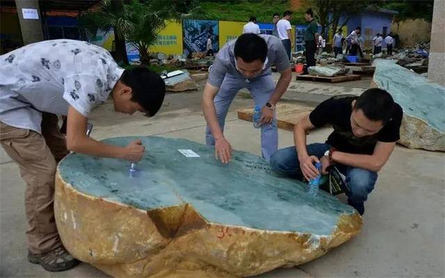 现在做什么生意好（一夜暴富的生意是什么？）