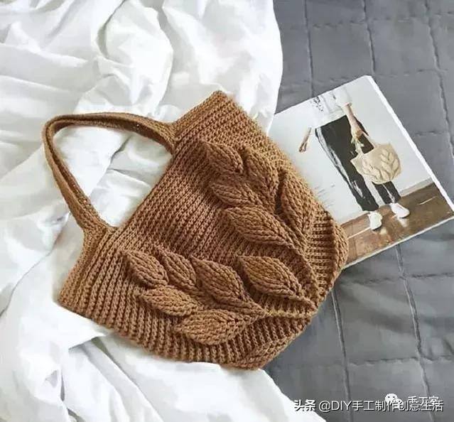 手工做的布包大全（钩一个漂亮的手工编织包包）