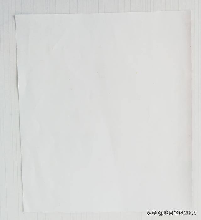用废品做手工（幼儿园手工：废纸粘贴画）