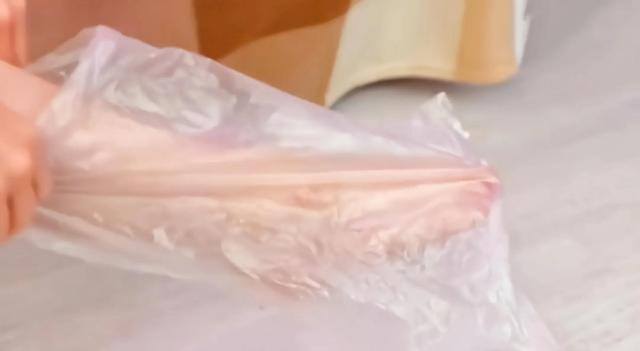 废旧塑料瓶子手工制作大全和方法（分享13个生活小妙招，塑料瓶变废为宝，想不到瓶子还能这样用）