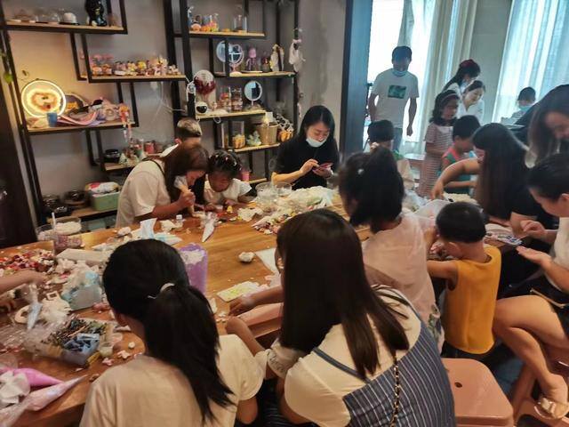 带娃做什么小本生意好（如何经营一家diy手工店）