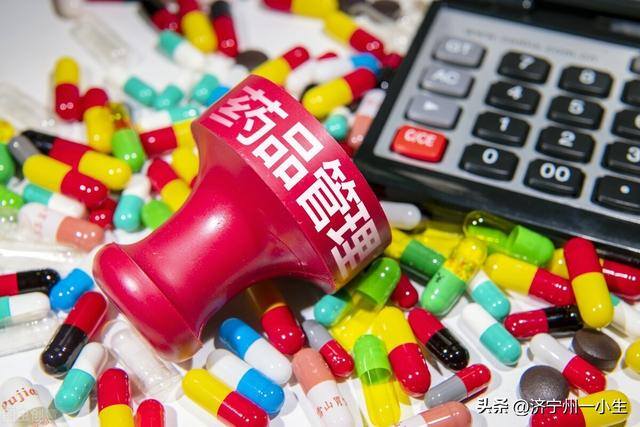开药店一年能挣20万不（零售药店的转型）