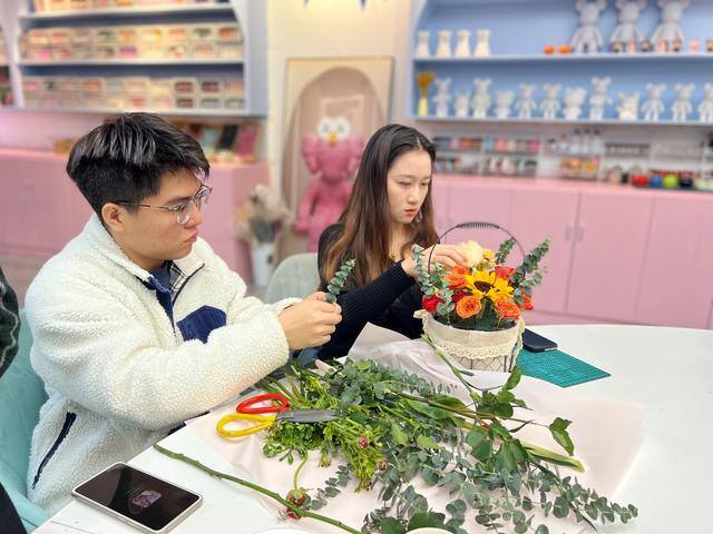 带娃做什么小本生意好（如何经营一家diy手工店）
