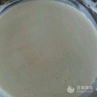 家庭自制冰皮月饼简单做法（冰皮月饼的做法）