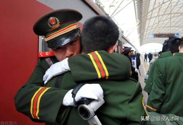 退役士兵高中学历升大专（退役后想提升学历，大专学历的战友怎么做？）