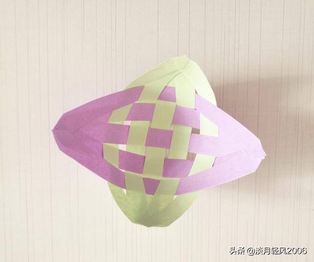 儿童简单手工（幼儿手工，用10个小纸条做一个小船，简单好学）