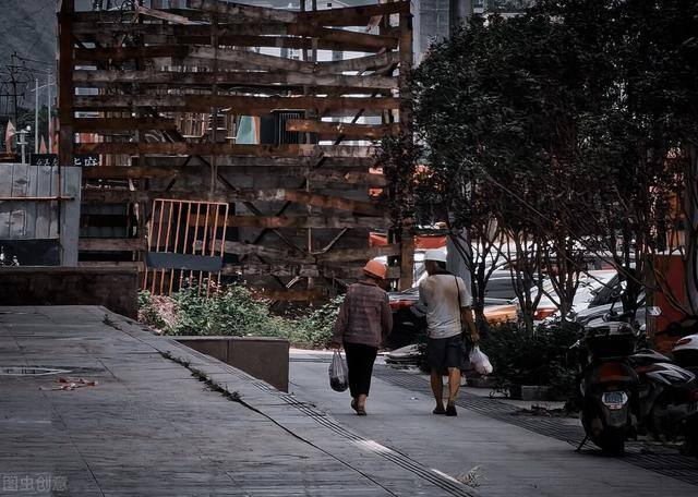 不想干工地了还有什么工作适合去干（年轻人应该如何选择工作？）